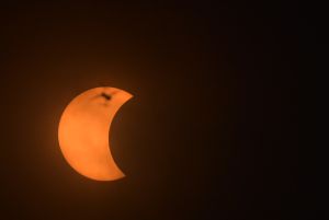 US-ECLIPSE-SOLAR