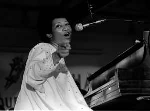 Aretha Performing At The Cook County Jail