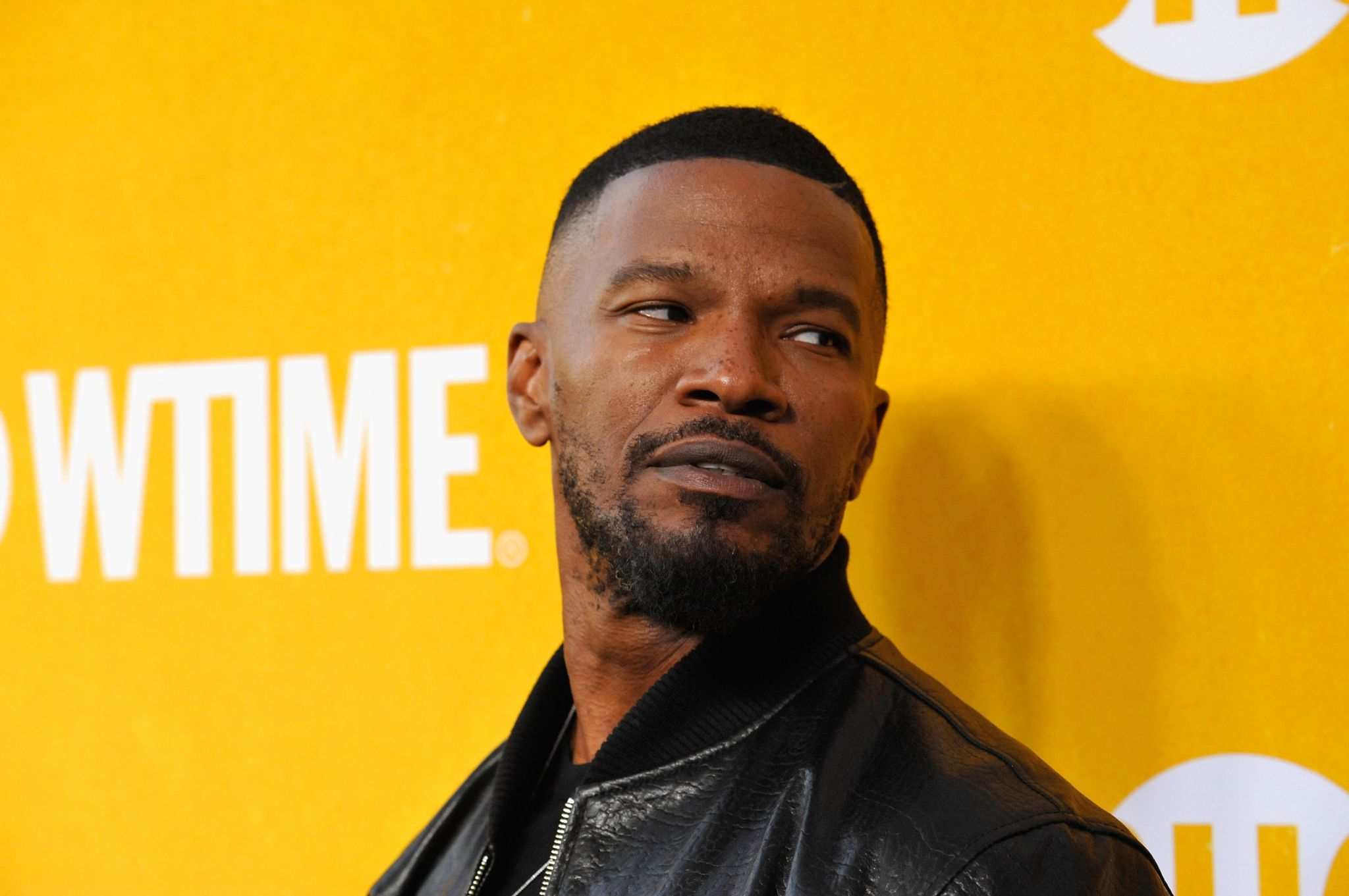 Guess Who Jamie Foxx Wants to Do Stand Up Comedy Tour With?? Magic 95
