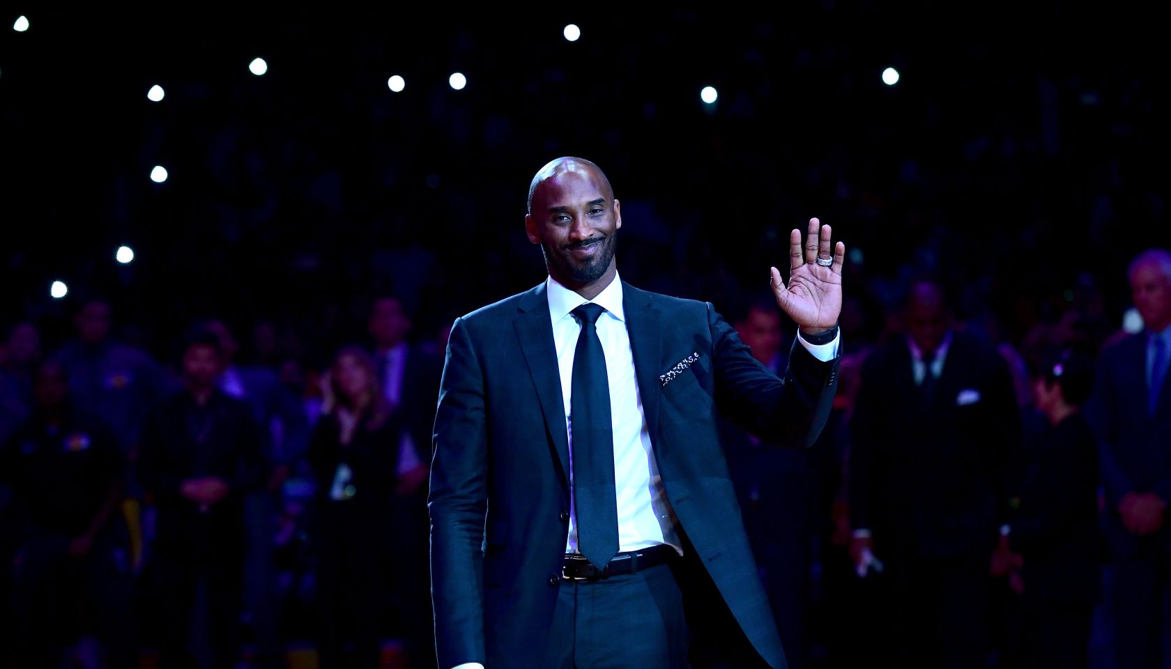 Golden State Warriors v Los Angeles Lakers