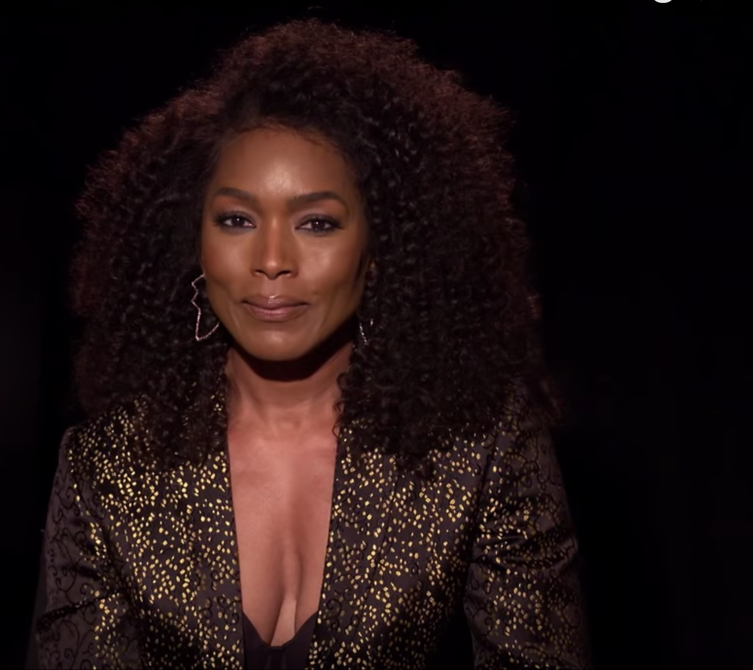 Angela Bassett Mission Impossible