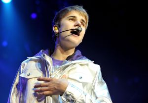 Justin Bieber Performs in Manchester