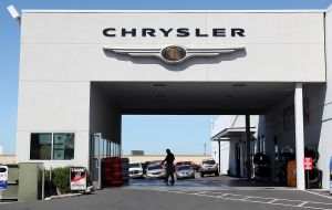 Chrysler Reports First Net Profit Since Emerging From Bankruptcy