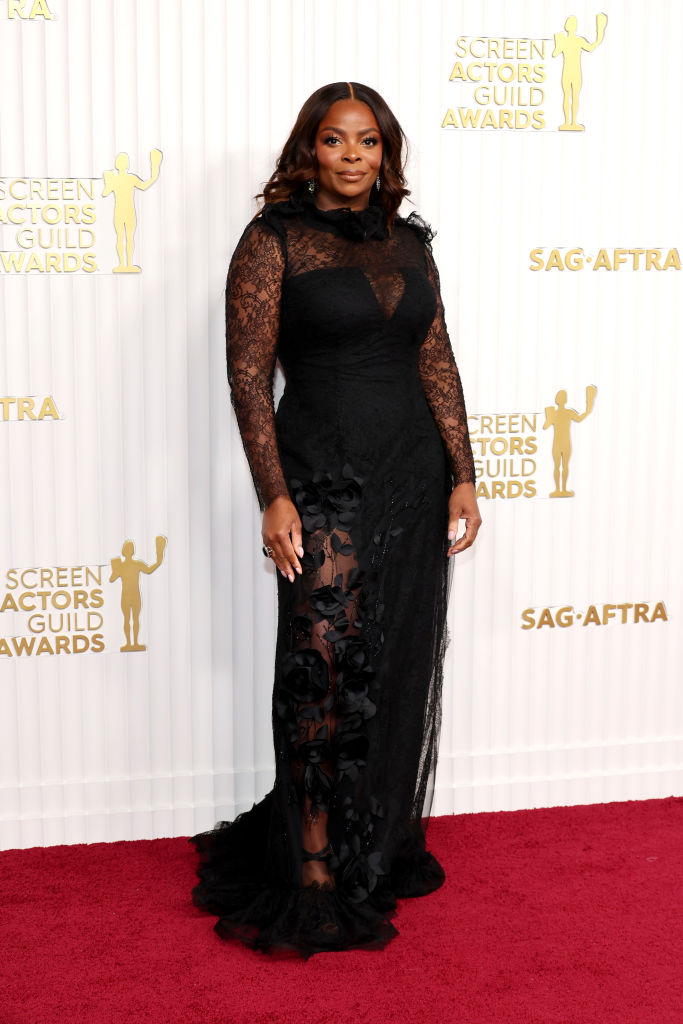 The Top 12 Red Carpet Looks from the Screen Actors Guild Awards: Janelle James