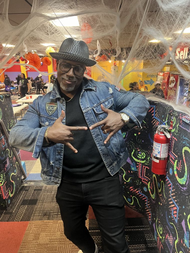 Magic & Joy's 2024 Skate & Treat