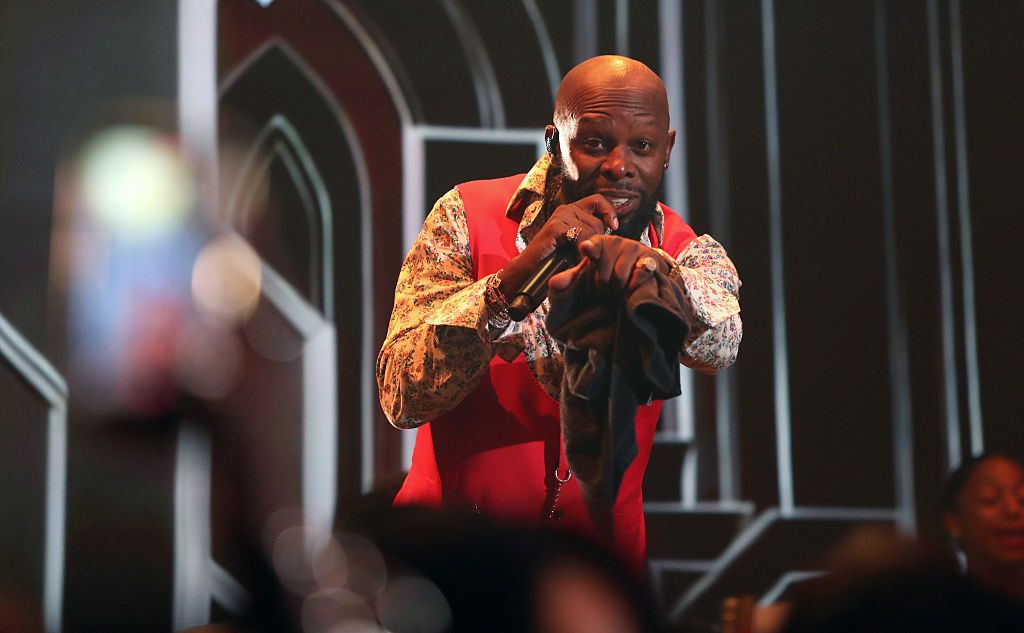 Apple Music and Complex present VERZUZ Live Match-Up: “R&B Nights” featuring Donell Jones vs. Joe